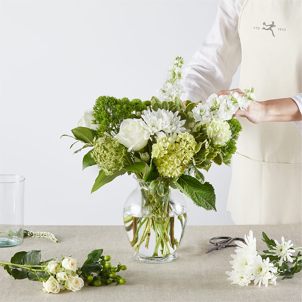 Irish Garden - A Florist Original – Maison Des Fleurs Blossome Inc, Lachine PQ