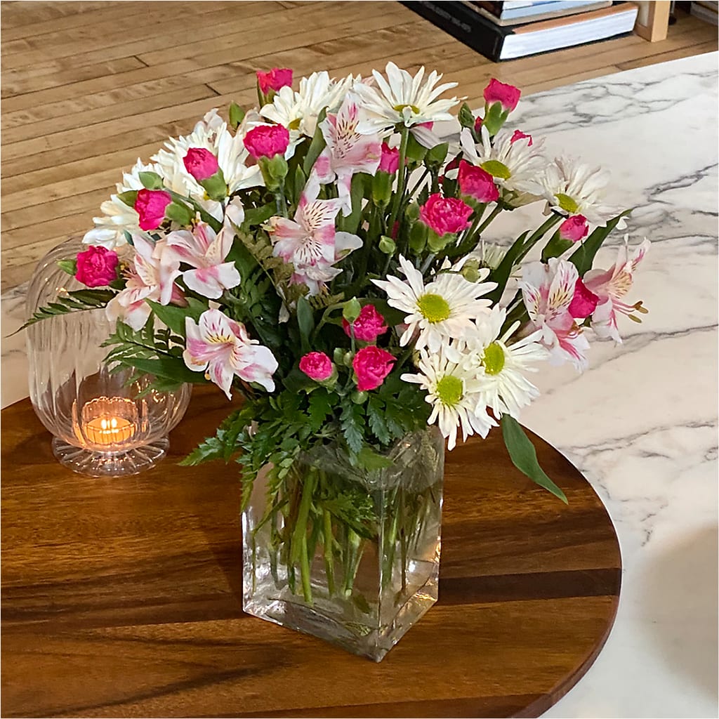 Sweet Surprises® Bouquet – Maison Des Fleurs Blossome Inc, Lachine PQ