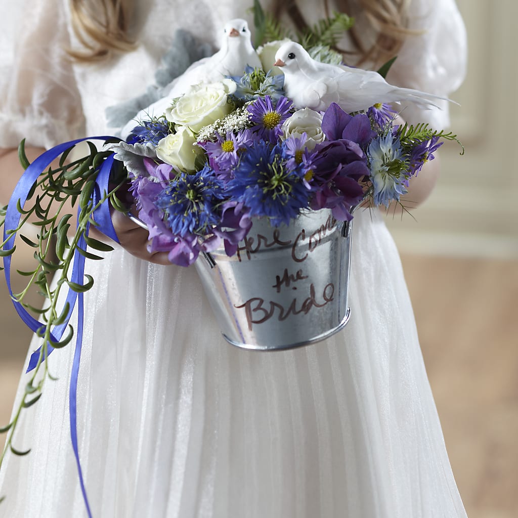 Enchantment Flower Girl Arrangement – MAISON DES FLEUR BLOSSOME, Laval PQ