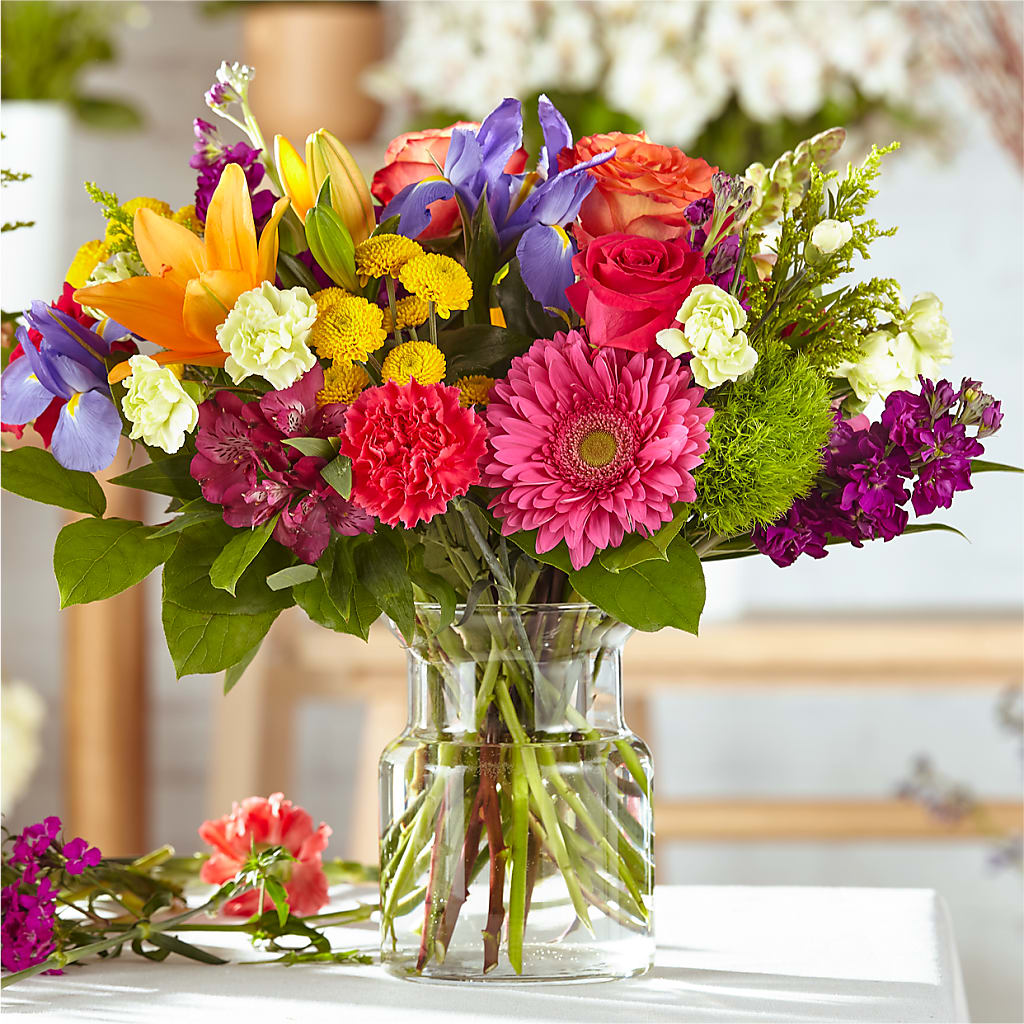 Bold & Bright – A Florist Original –  Maison Des Fleur Blossome, Laval PQ