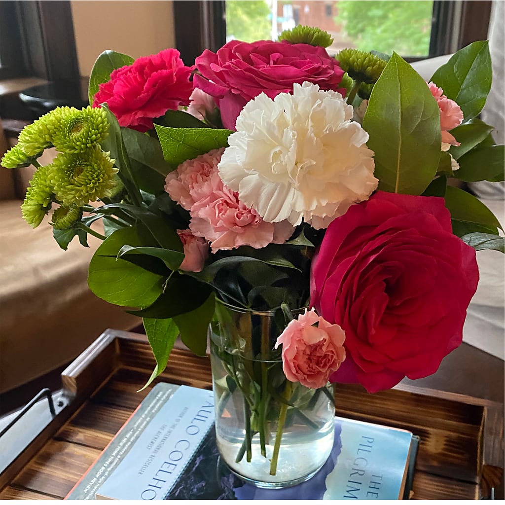 Sweet & Pretty Bouquet –  Maison Des Fleurs Blossome Inc, Lachine PQ