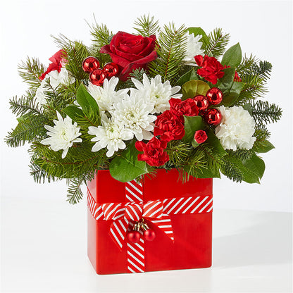 Presents Under the Tree Bouquet –  Maison Des Fleurs Blossome Inc, Lachine PQ