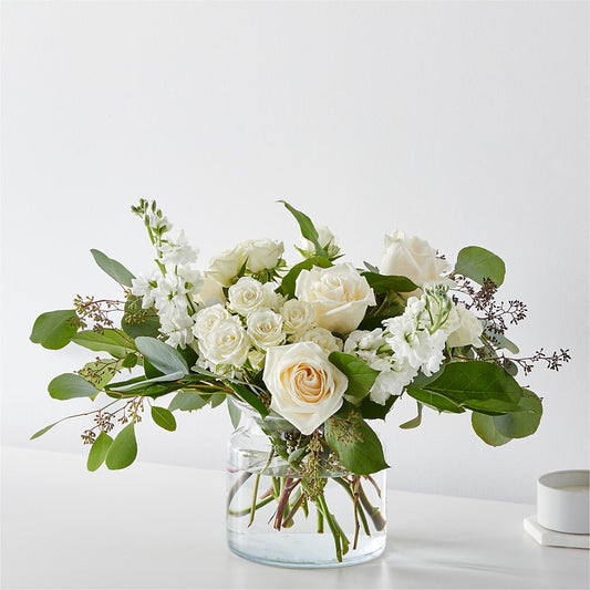 Fresh Linen Bouquet –  Maison Des Fleur Blossome, Laval PQ