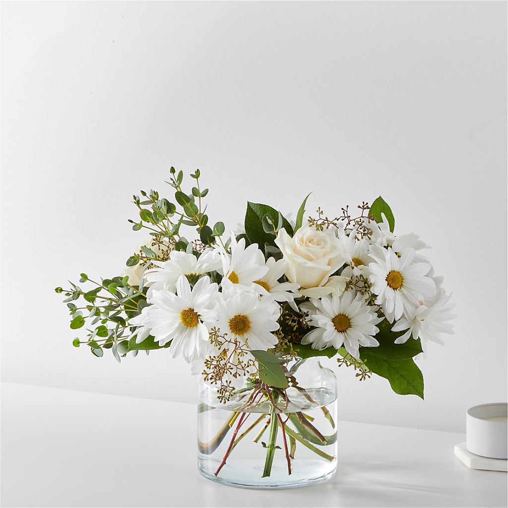 Fresh Linen Bouquet – MAISON DES FLEUR BLOSSOME, Laval PQ