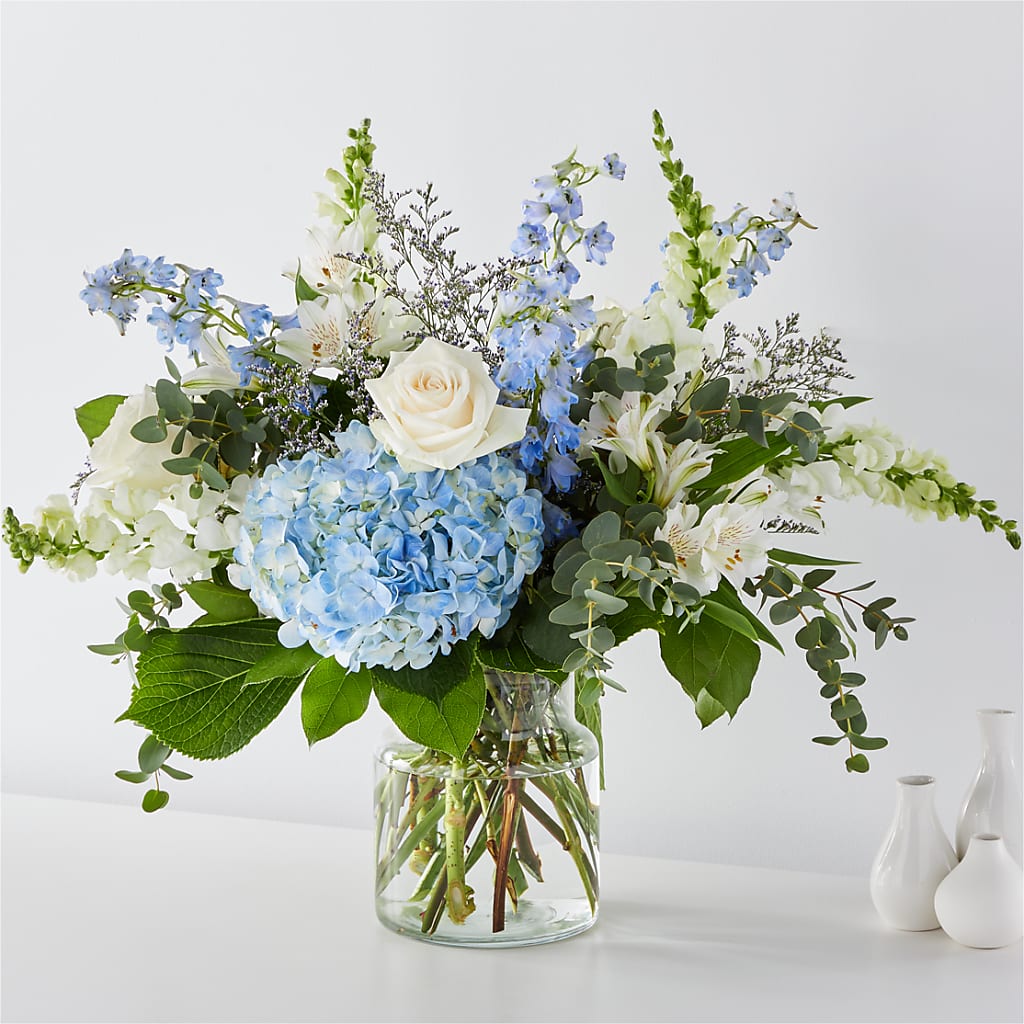 Coastal Blossom Bouquet – MAISON DES FLEUR BLOSSOME, Laval PQ