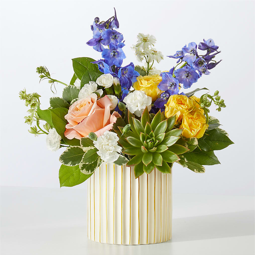 Cobalt Reverie Bouquet – MAISON DES FLEUR BLOSSOME, Laval PQ