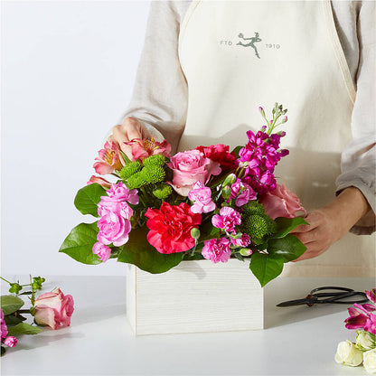 Sweetberry Box – A Florist Original –  Maison Des Fleurs Blossome Inc, Lachine PQ