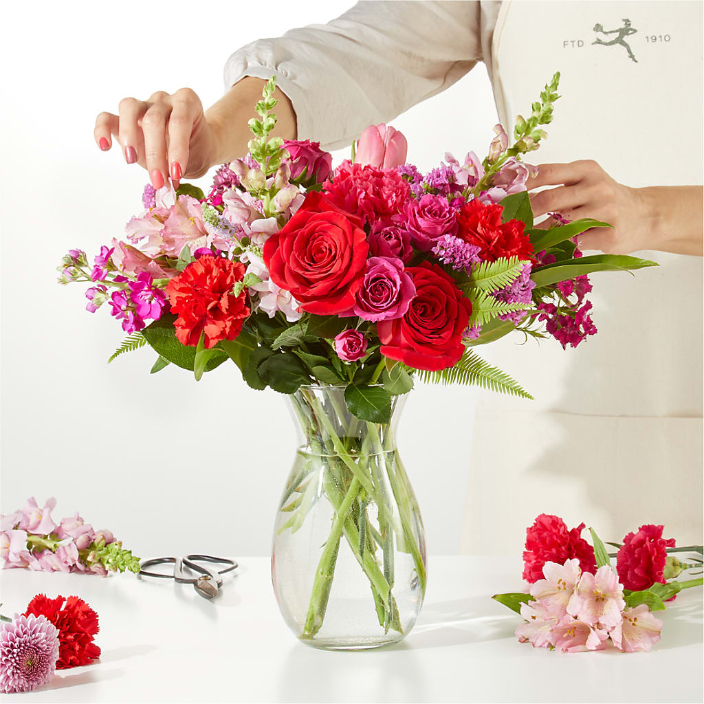 Together Forever - A Florist Original –  Maison Des Fleurs Blossome Inc, Lachine PQ
