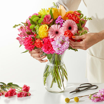 Cue the Confetti - A Florist Original – MAISON DES FLEUR BLOSSOME, Laval PQ