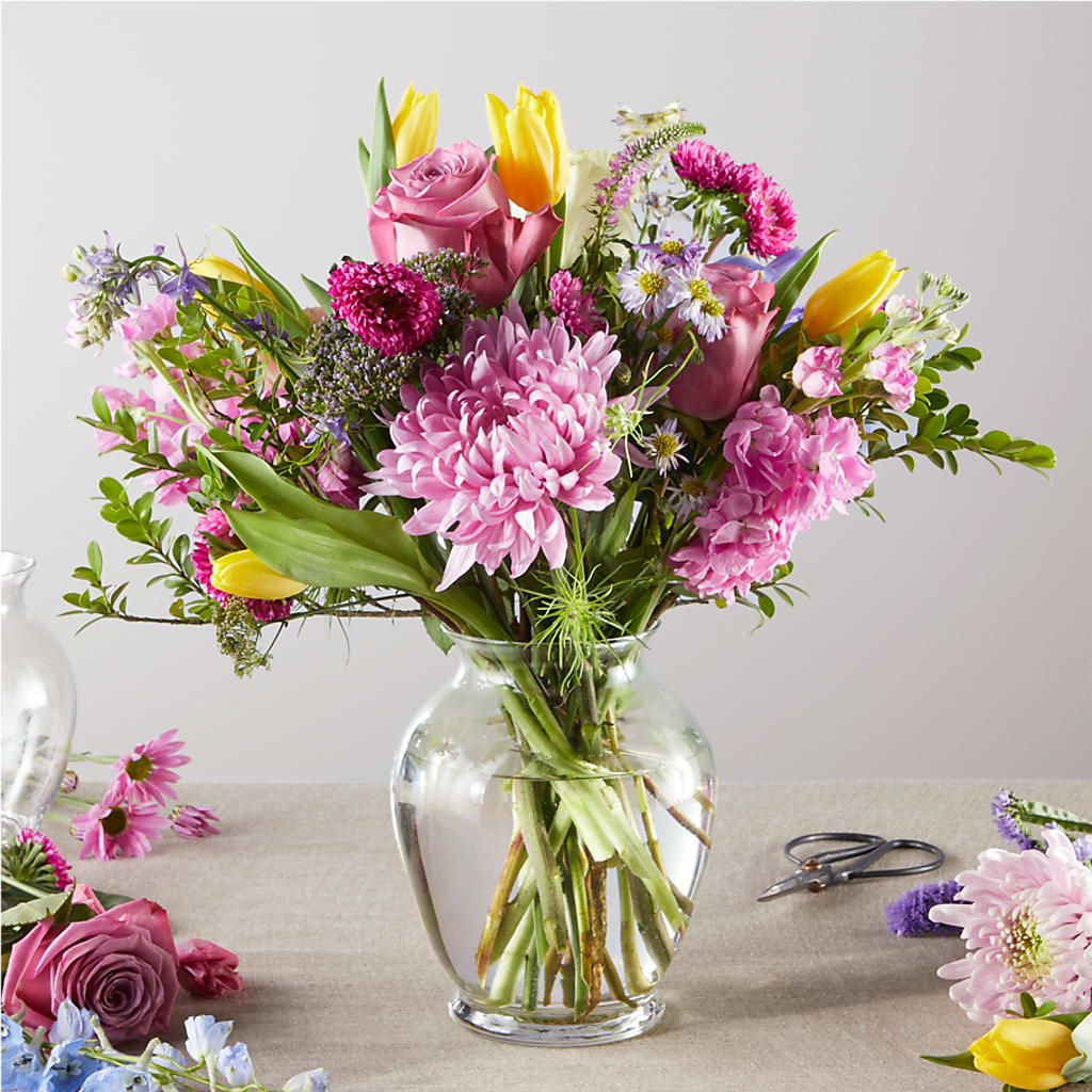 Pastel Tradition - A Florist Original – MAISON DES FLEUR BLOSSOME, Laval PQ