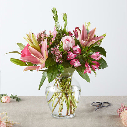 Pink Ribbon - A Florist Original –  Maison Des Fleurs Blossome Inc, Lachine PQ