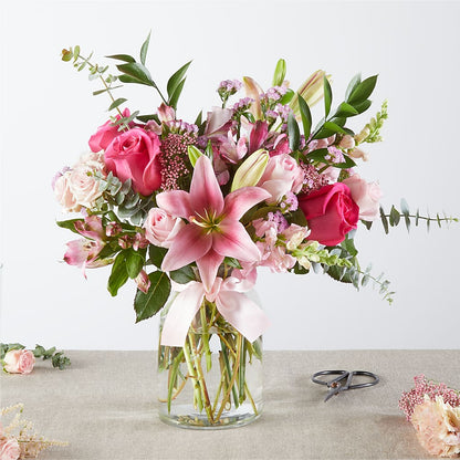 Pink Ribbon - A Florist Original – MAISON DES FLEUR BLOSSOME, Laval PQ