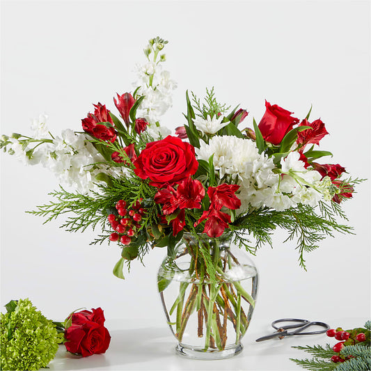Merry Moment Bouquet – A Florist Original –  Maison Des Fleur Blossome, Laval PQ