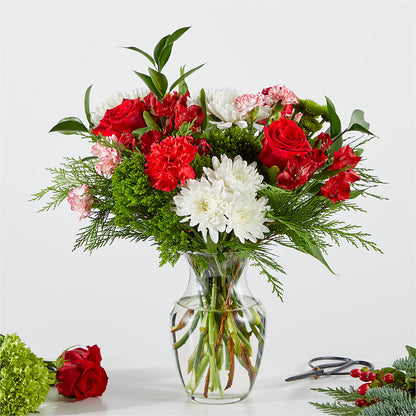 Merry Moment Bouquet – A Florist Original – MAISON DES FLEUR BLOSSOME, Laval PQ