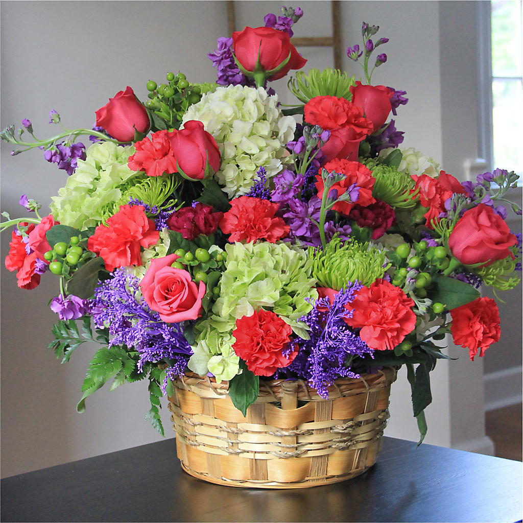 Warm Embrace Arrangement –  Maison Des Fleurs Blossome Inc, Lachine PQ