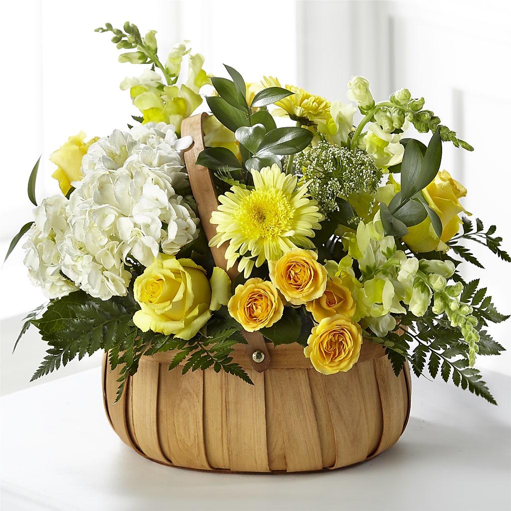 Rustic Remembrance Basket – MAISON DES FLEUR BLOSSOME, Laval PQ