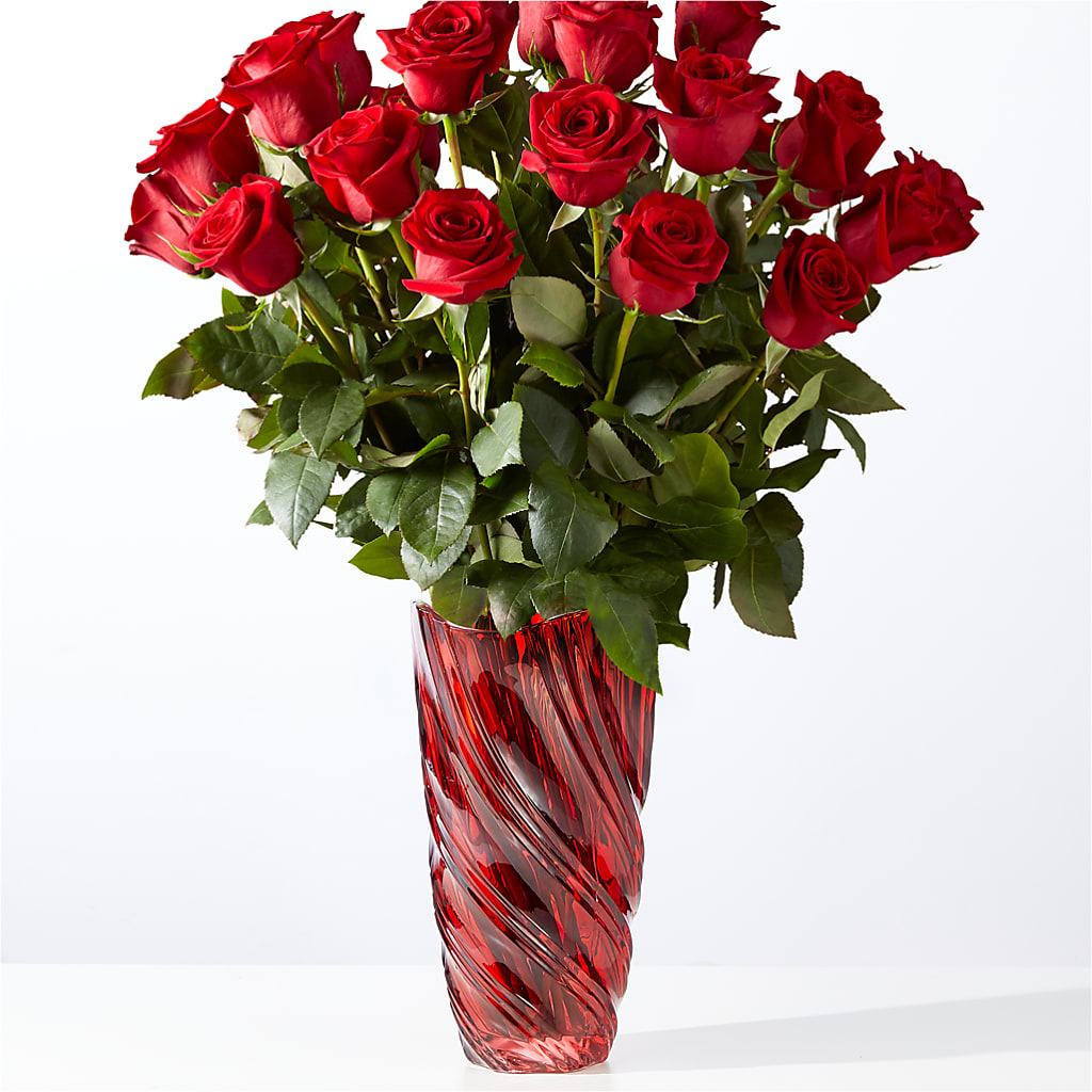 Classic Love Red Rose Bouquet with Luxe Swirl Vase –  Maison Des Fleur Blossome, Laval PQ