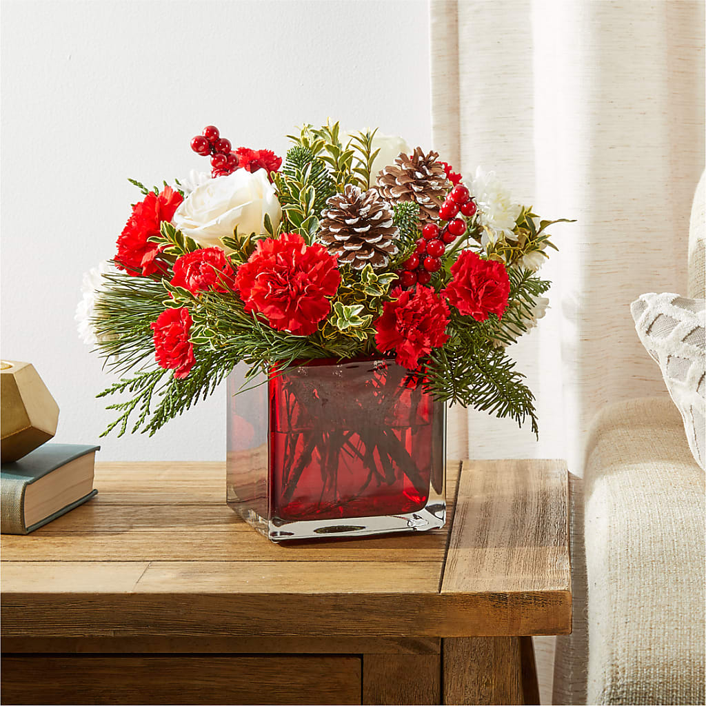 Christmas Market Bouquet –  Maison Des Fleurs Blossome Inc, Lachine PQ