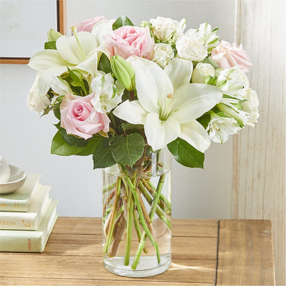 Kindhearted Bouquet –  Maison Des Fleurs Blossome Inc, Lachine PQ