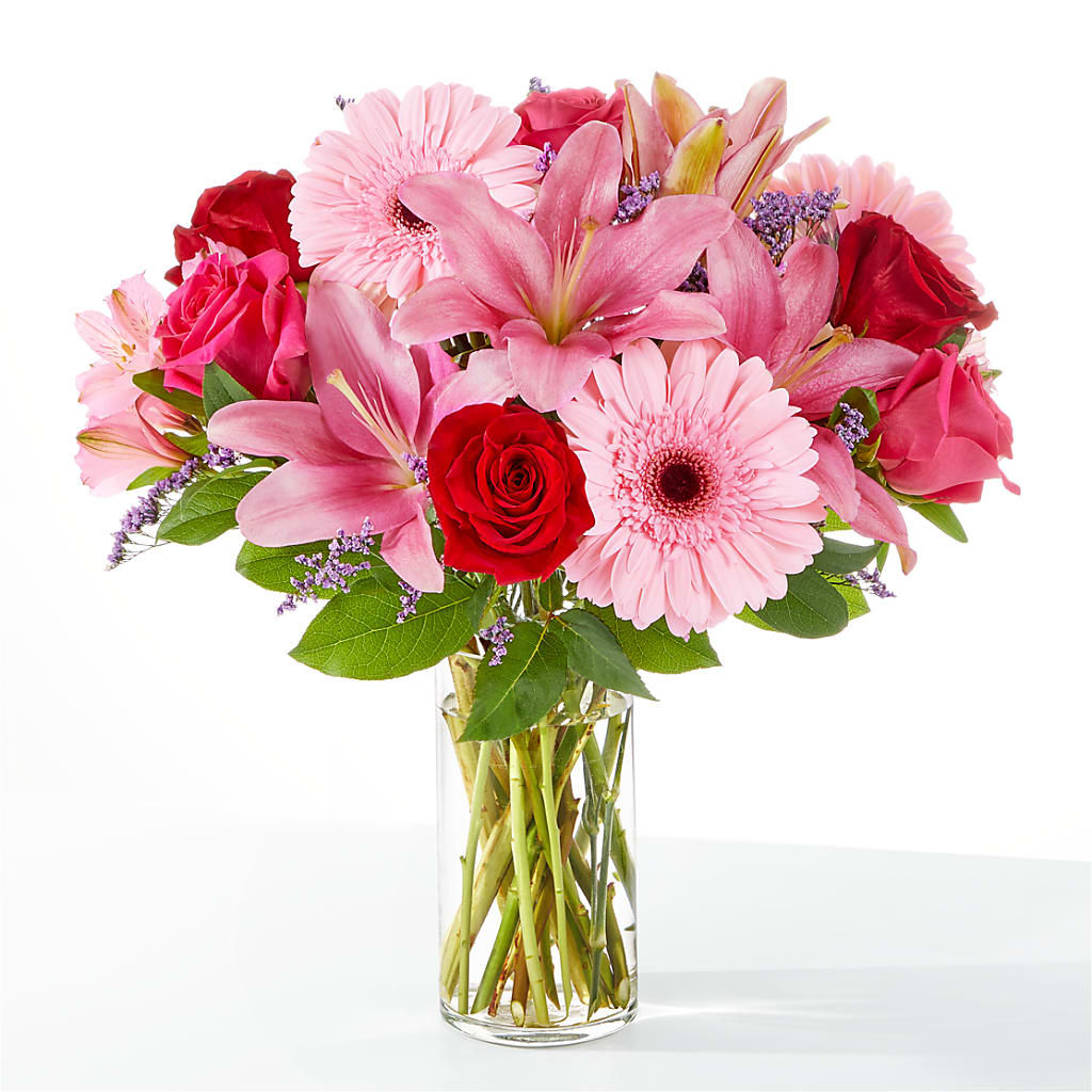 Lots of Love Bouquet –  Maison Des Fleur Blossome, Laval PQ