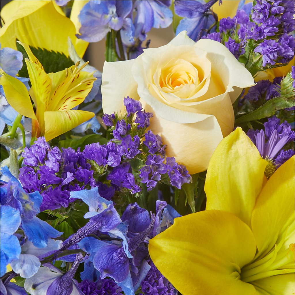 Limoncello Bouquet –  Maison Des Fleurs Blossome Inc, Lachine PQ