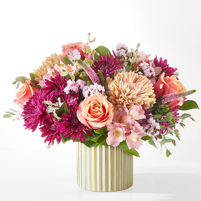 Berry Cobbler Bouquet with Ivory Vase –  Maison Des Fleurs Blossome Inc, Lachine PQ