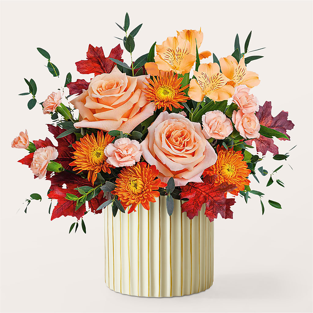 Spiced Latte Bouquet with Ivory Vase –  Maison Des Fleurs Blossome Inc, Lachine PQ