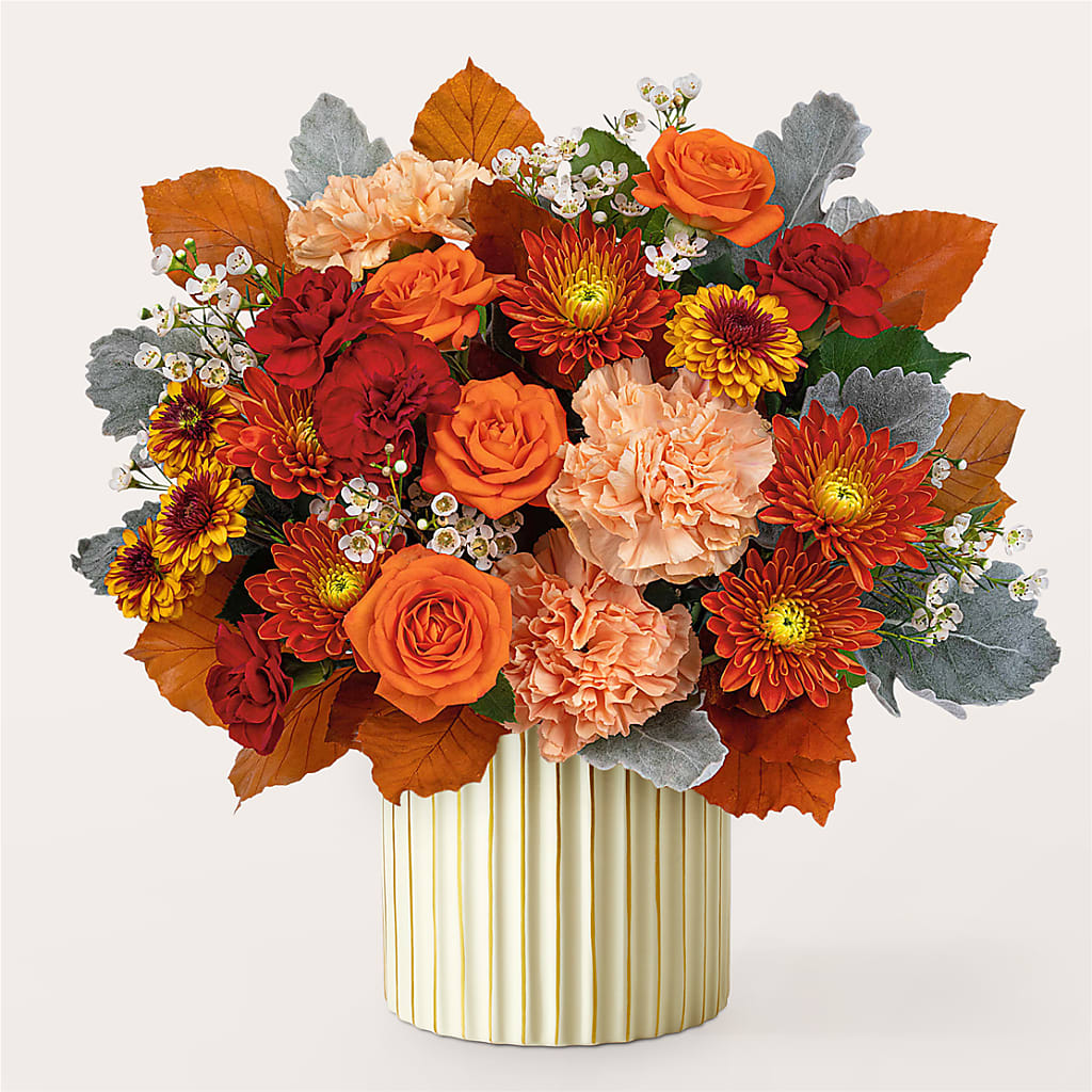 Merlot Bouquet with Ivory Vase –  Maison Des Fleurs Blossome Inc, Lachine PQ