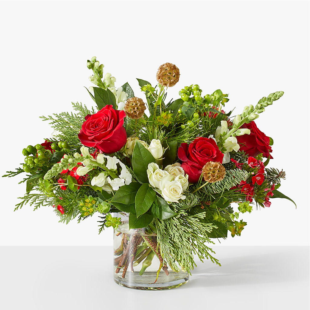 Deck the Halls Bouquet – MAISON DES FLEUR BLOSSOME, Laval PQ