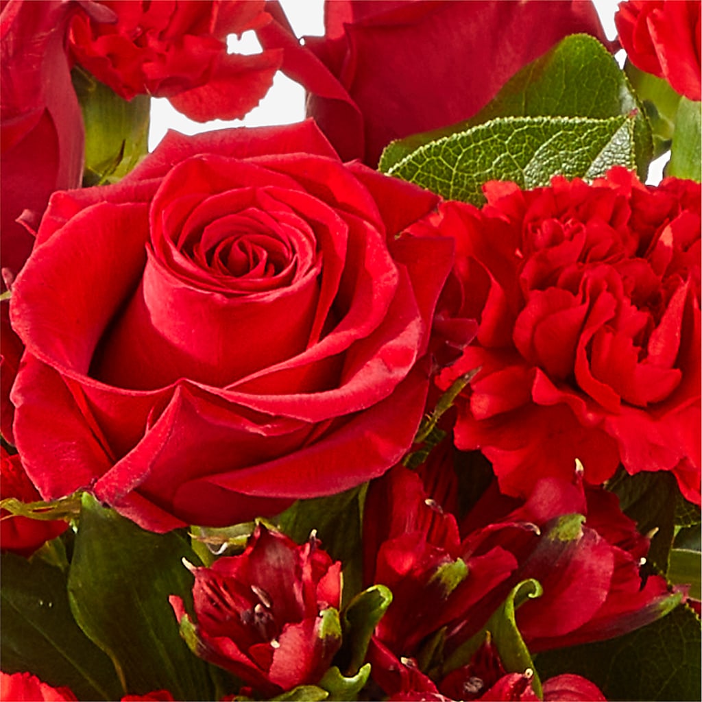 The Heartstrings Bouquet –  Maison Des Fleurs Blossome Inc, Lachine PQ