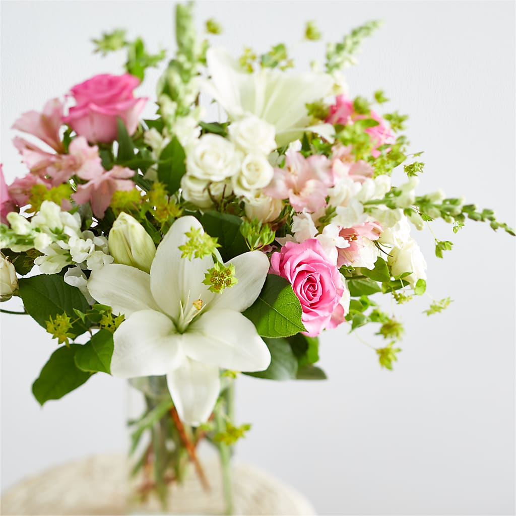 Fondly Bouquet –  Maison Des Fleurs Blossome Inc, Lachine PQ