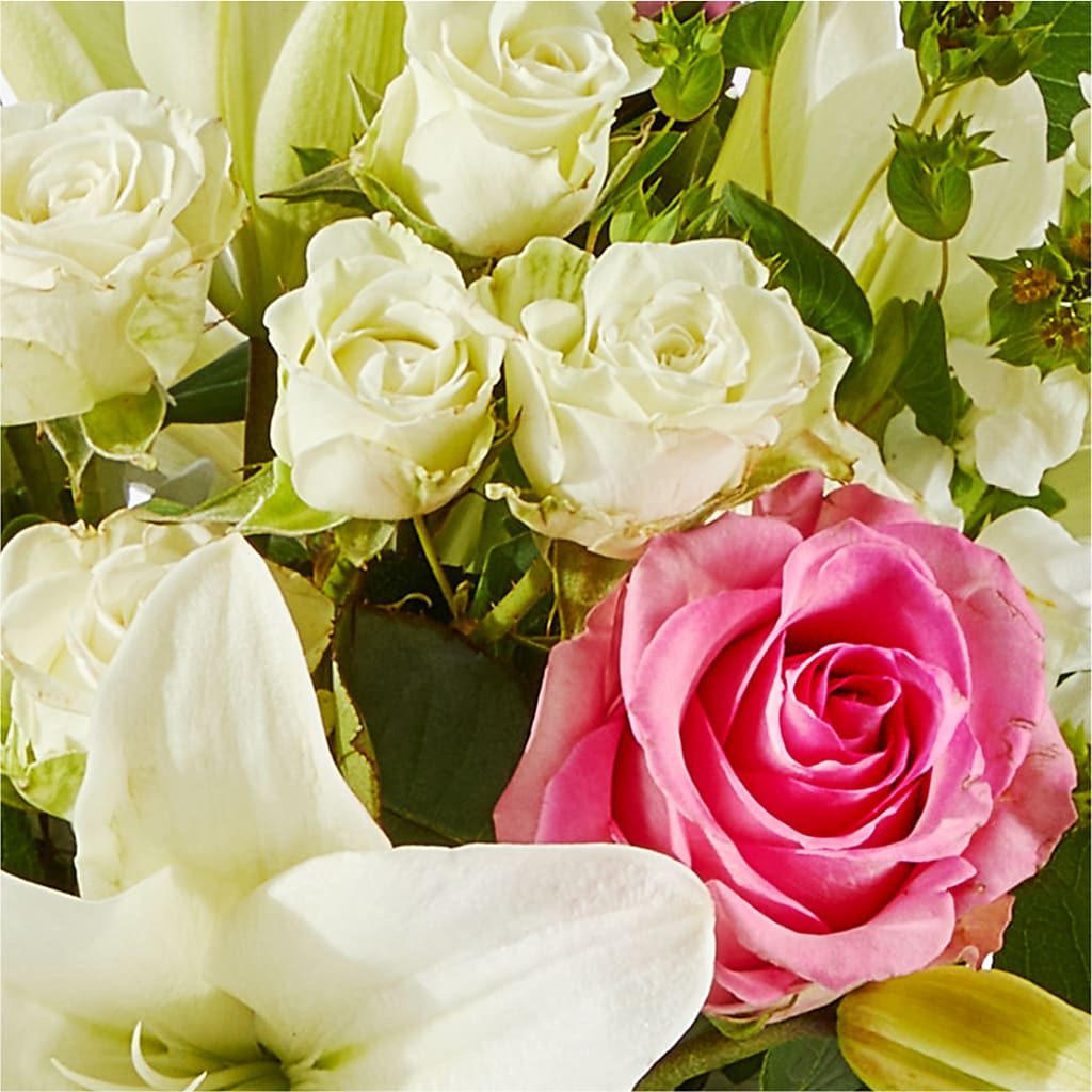 Fondly Bouquet –  Maison Des Fleurs Blossome Inc, Lachine PQ
