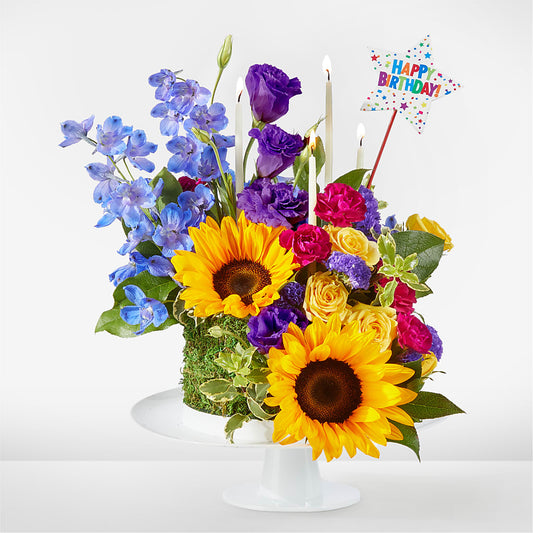 Star of the Day Floral Cake – MAISON DES FLEUR BLOSSOME, Laval PQ