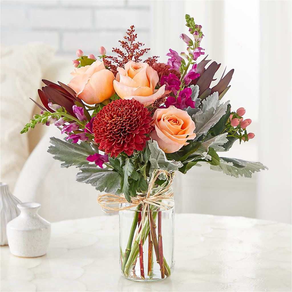 Moody Hues Bouquet –  Maison Des Fleurs Blossome Inc, Lachine PQ