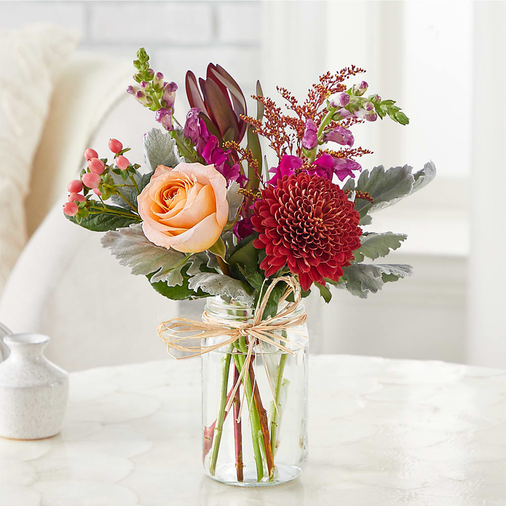Moody Hues Bouquet –  Maison Des Fleurs Blossome Inc, Lachine PQ