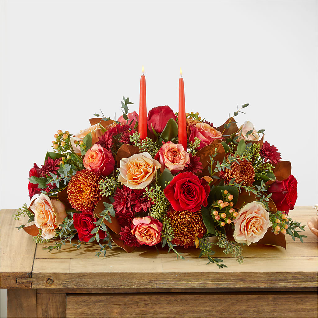 Gather Near Centerpiece –  Maison Des Fleurs Blossome Inc, Lachine PQ