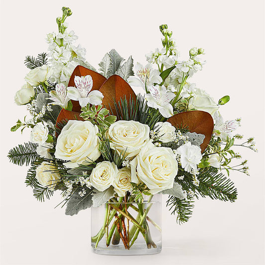 Fresh Snowfall Bouquet –  Maison Des Fleurs Blossome Inc, Lachine PQ