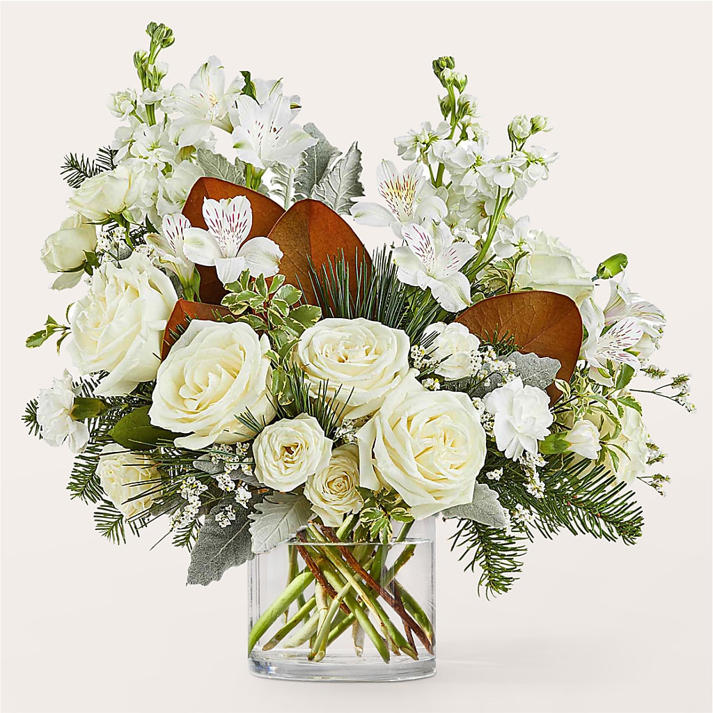 Fresh Snowfall Bouquet –  Maison Des Fleurs Blossome Inc, Lachine PQ