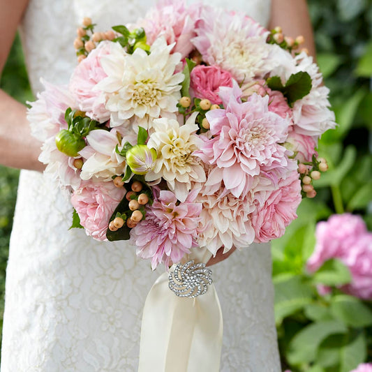 Heart's Promise Bouquet –  Maison Des Fleur Blossome, Laval PQ