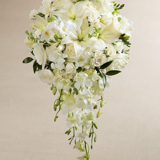 White Wonders Bouquet –  Maison Des Fleur Blossome, Laval PQ