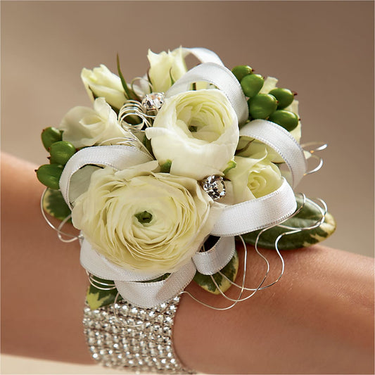 White Wedding Corsage –  Maison Des Fleur Blossome, Laval PQ